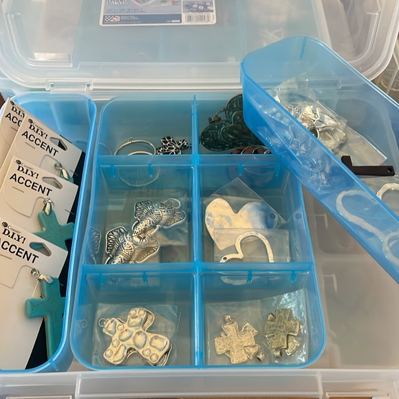 Items to make necklaces …Most purchased through Etsy….comes with container - Picture 7 of 8